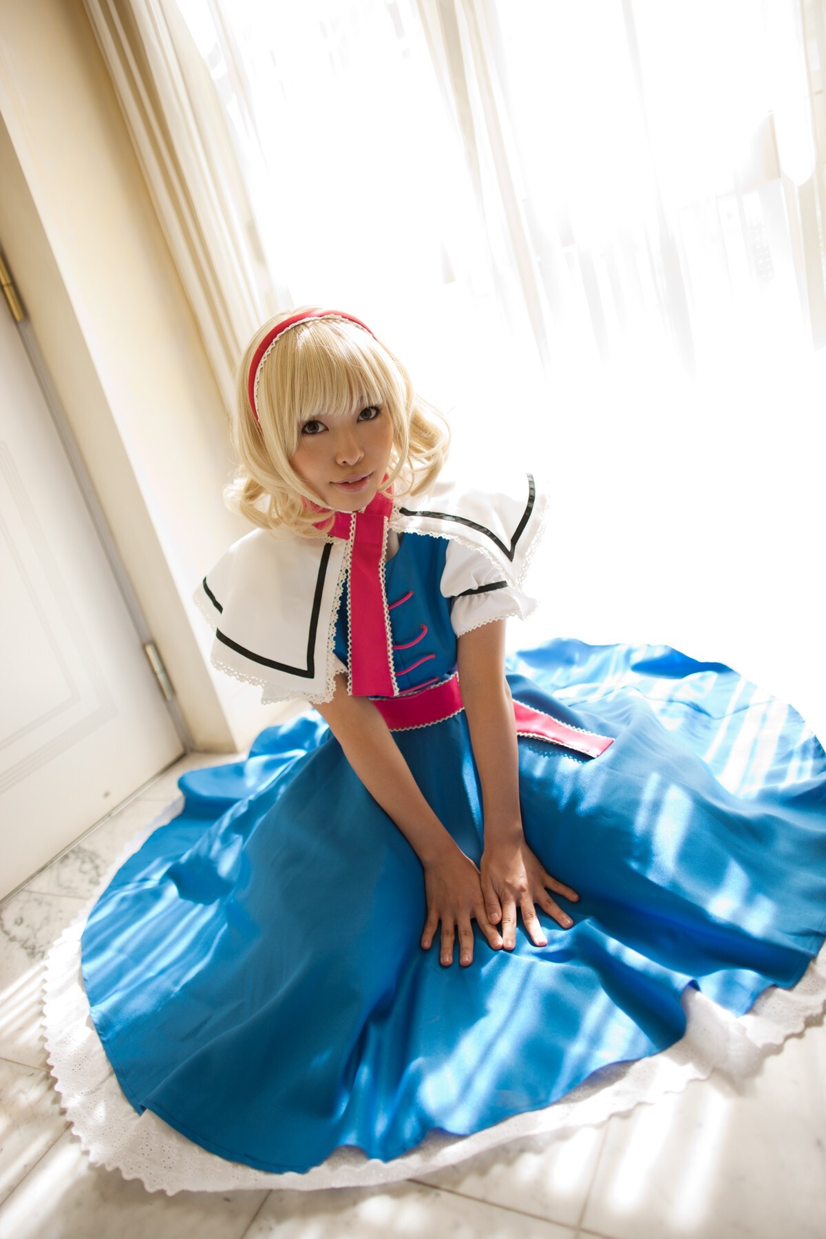 [Cosplay] New Touhou Project Cosplay  Hottest Alice Margatroid ever